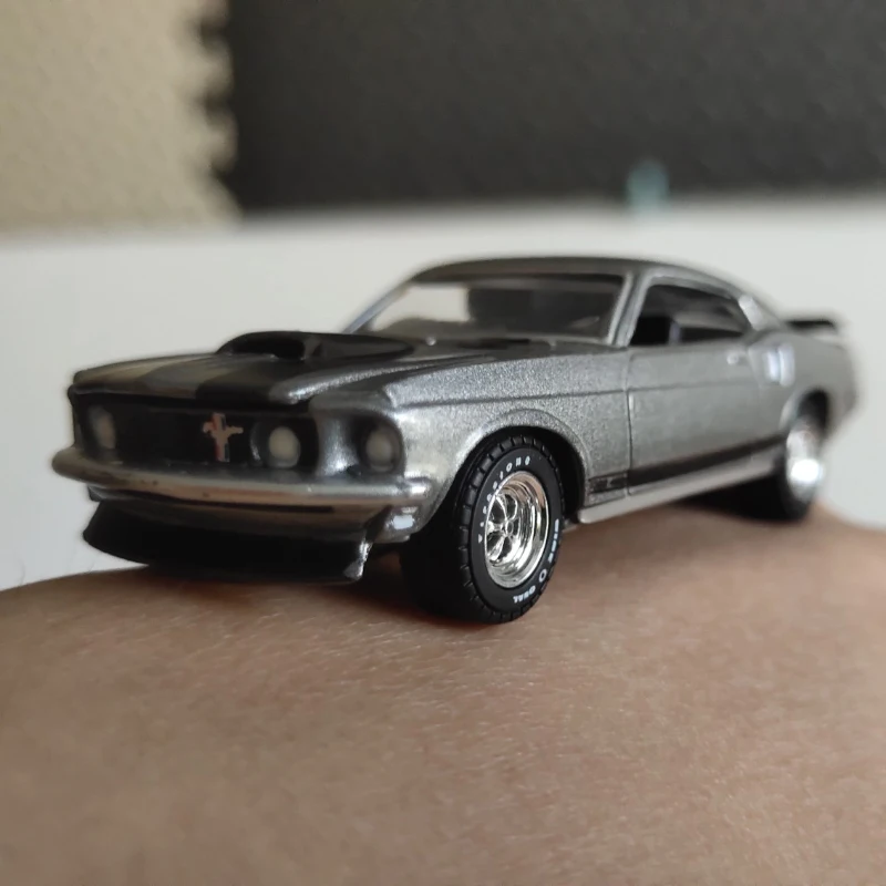 

Diecast 1:64 Scale 1969 JOHN WICK Ford Model Car Mustang BOSS 429 Muscle Vehicle Collectible Gifts Display Scene Toys