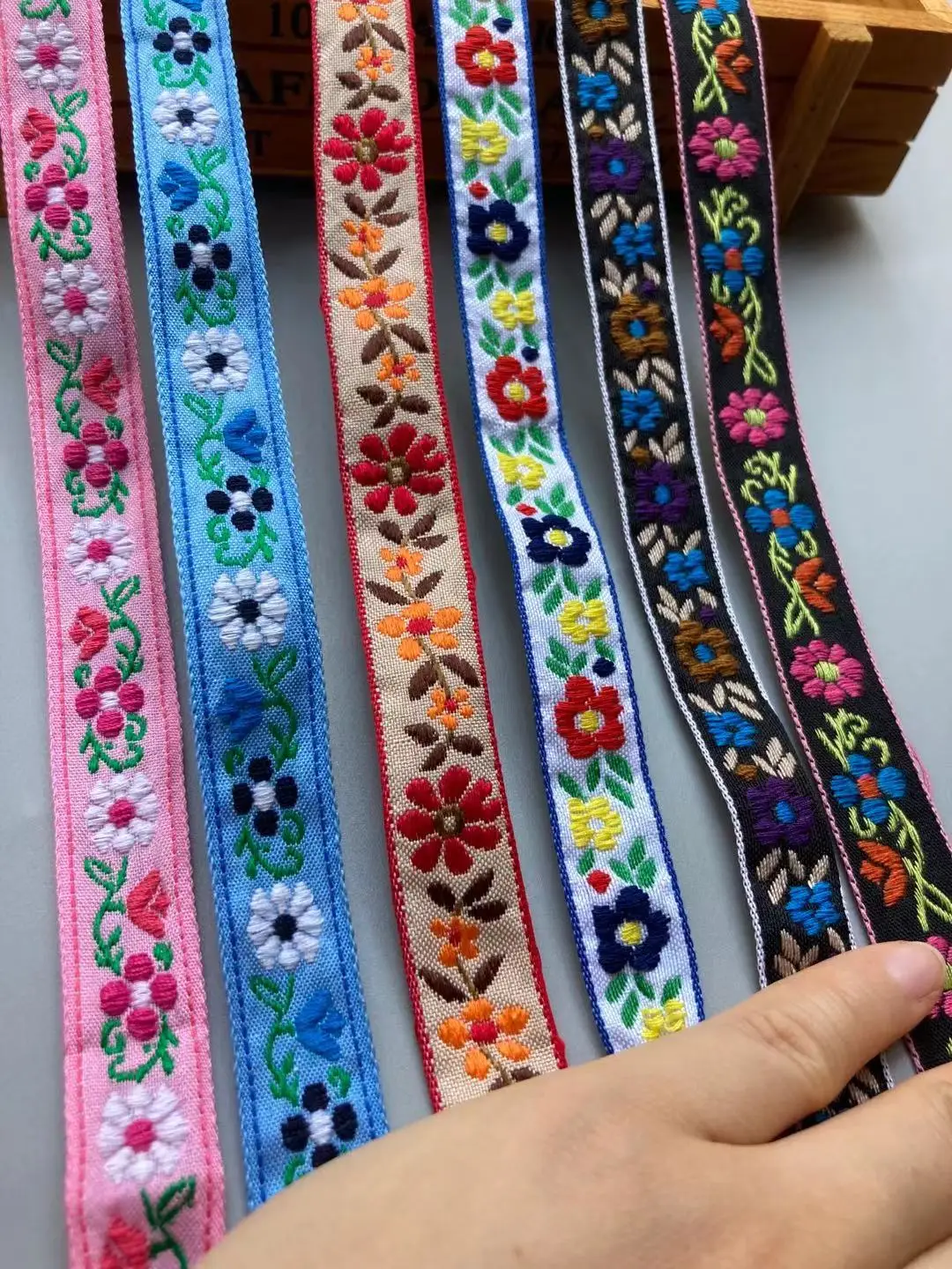 2 yards 2 cm Embroidered Flower Webbing Ribbon Lace Trim for Garment Shoes Home Textile DIY Crafts Hair Accessories DIY Crafts