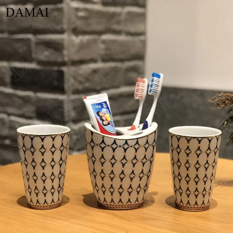 Flow of Gold Three-piece Bathroom Accessories Set Ceramic Nordic Modern Household Restroom Toothbrush Mouth Cup Home Decoration