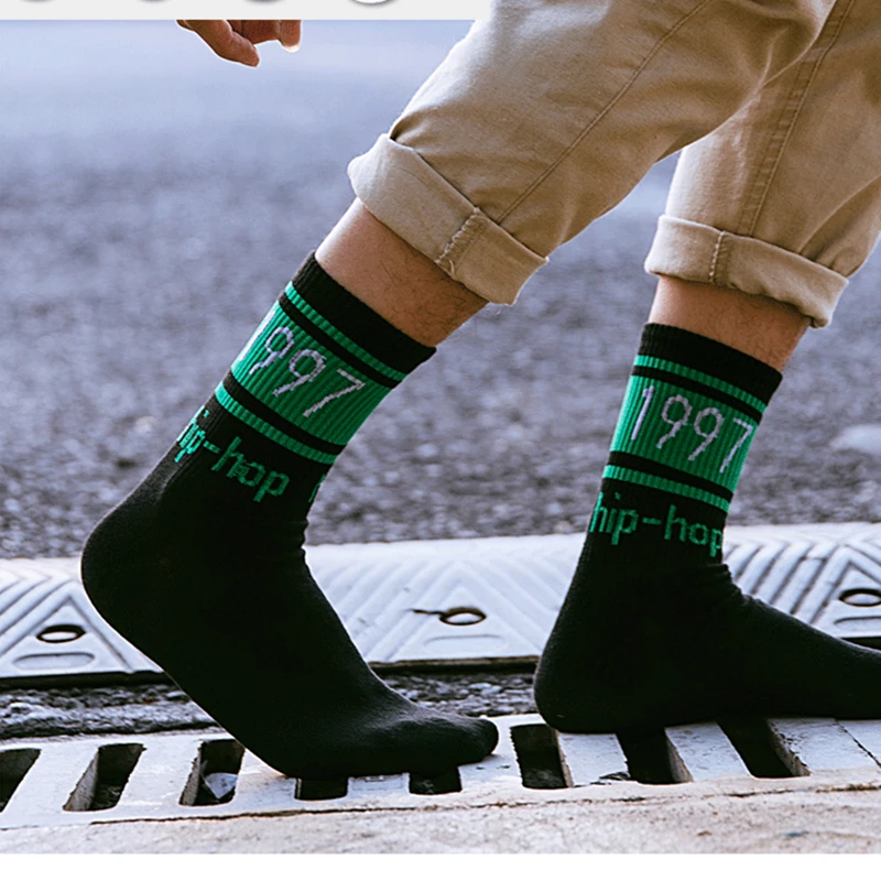 Calcetines cortos de algodón para hombre y mujer, medias divertidas de estilo Hip Hop, Harajuku, deportes, baloncesto, regalos de Navidad, 29 estilos