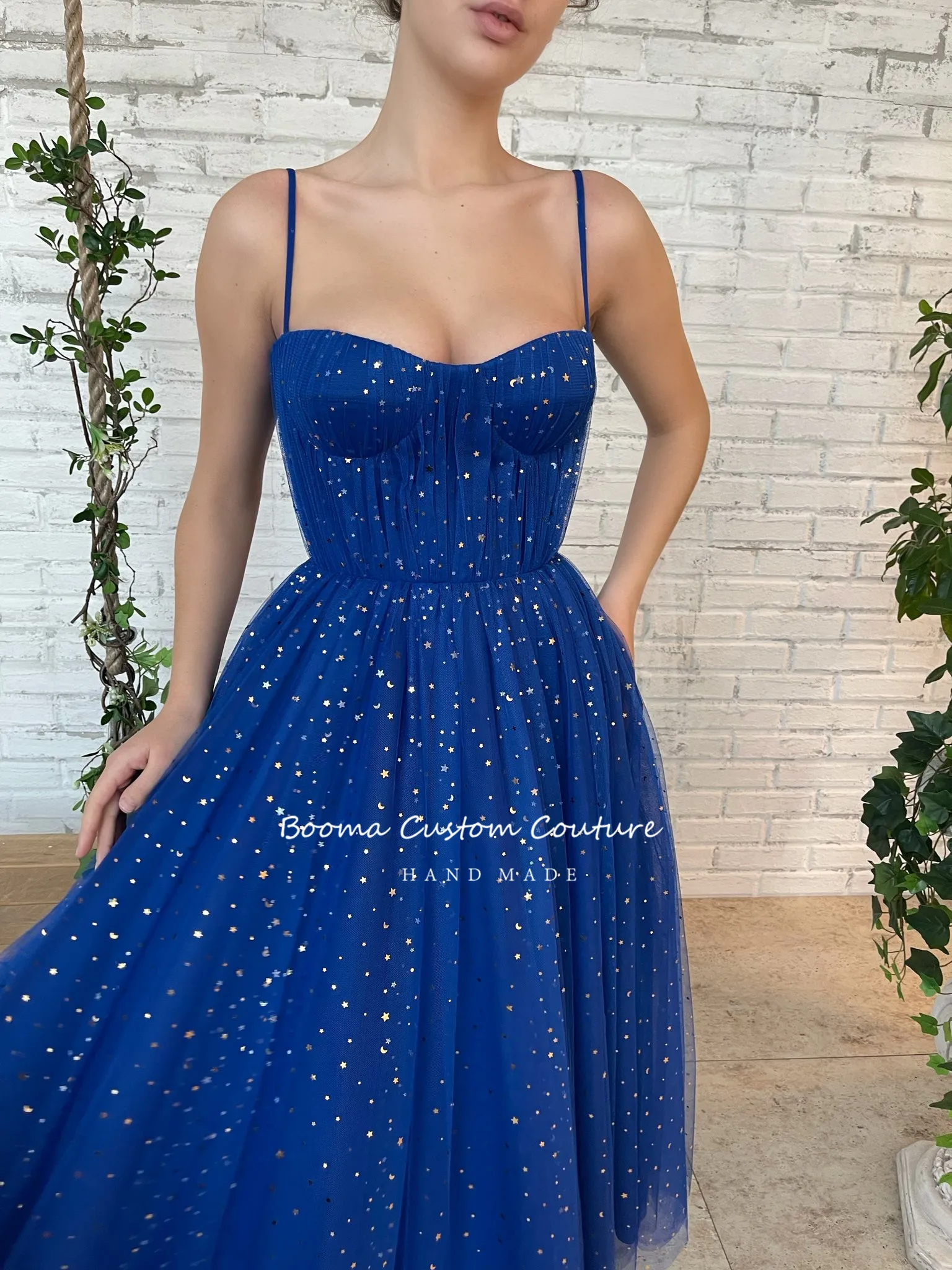 Booma Glitter Royal Blue Starry Tulle Midi Prom Dresses Spaghetti Straps Tea-Length A-Line Formal Evening Dresses Party Gowns