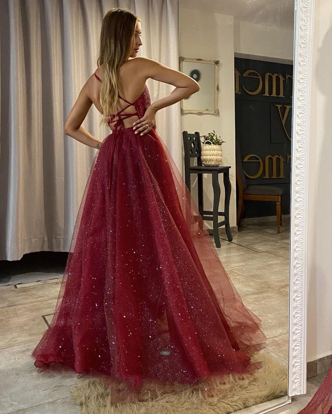 Eeq"borgogna Giltter Tulle 2 pezzi abiti da ballo con paillettes scollo a v Dubai abito da sera con lacci Arabia abiti da ballo per donna