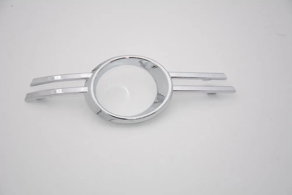 1 Pcs Right Side Chrome Front Fog Light Lamp Cover RH 2048851274 for Mercedes Benz C-Class W204 C200 2007-2011