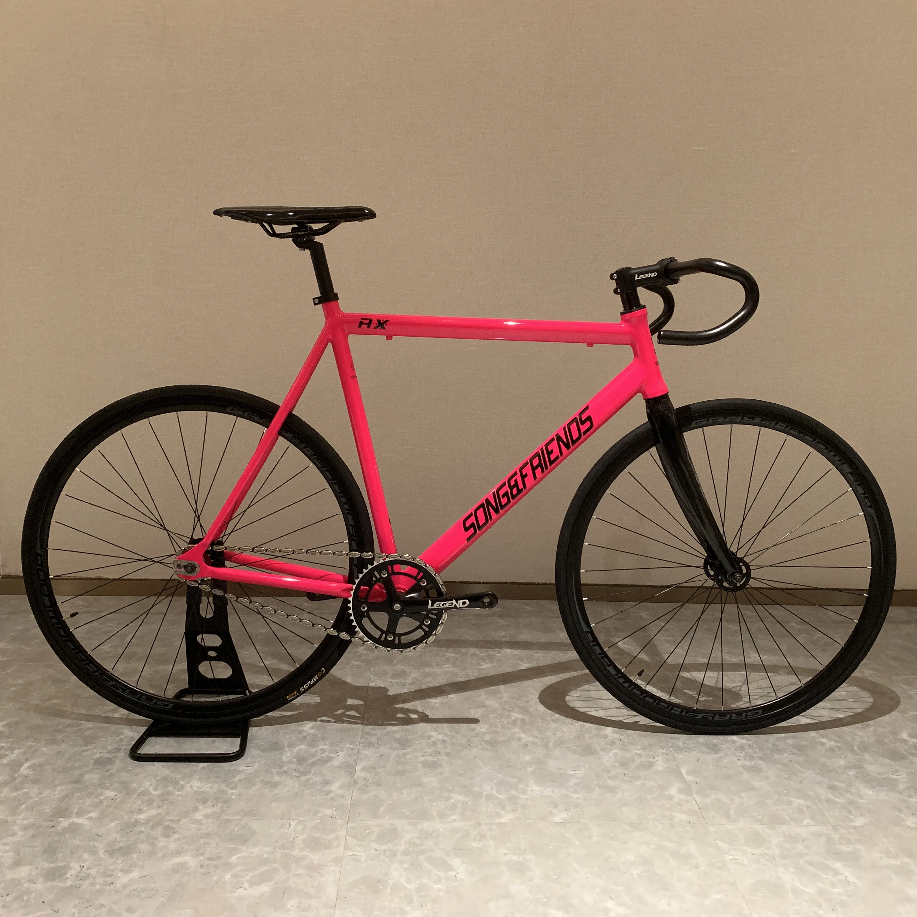 Fixed Gear Bike Aluminum Alloy Frame Single Speed Bicycle Carbon Fibre Fork 700C Wheels Cycling Fixie Light Weight Customizable