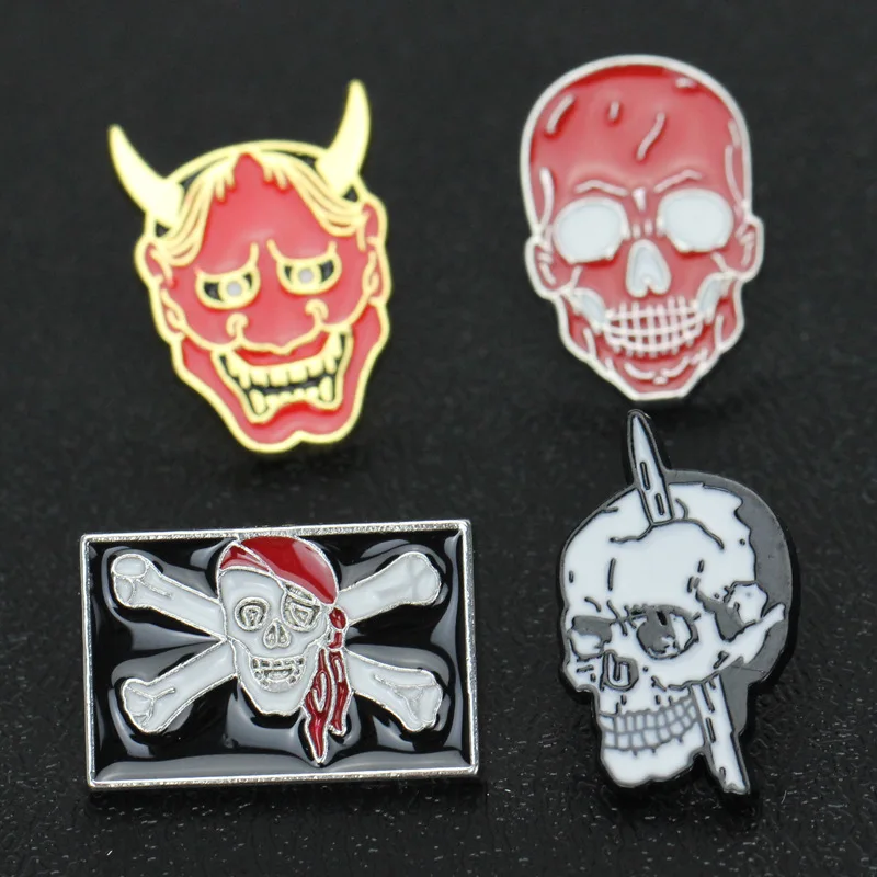 Creativo gotico Horror teschio smalto spilla gioielli di moda risvolto Halloween Punk pirata Pin ciondolo gioielli