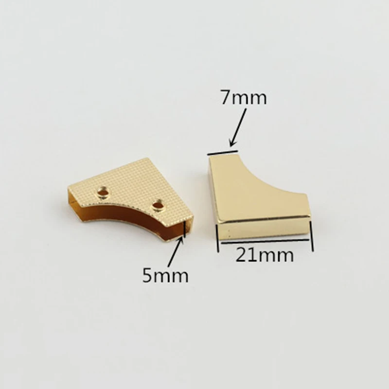 2pcs Metal Right Angle Edging Buckle Bag Corner Screws Clip Edges Protector Clasp for DIY Leather Crafts Hardware Accessories