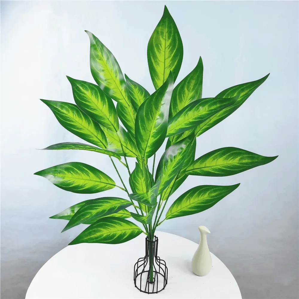 

Wholesale Artificial Plants Plastic Multicolor Palm Tree Tropical Banyan Branch Indoor DIY Furnishings New Year House Decoration