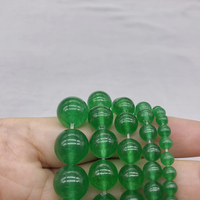 Natural Green Malay Jades Stone Round Loose Ball Beads for DIY Necklace Bracelet Jewelry Making 4 6 8 10 12 mm 15\