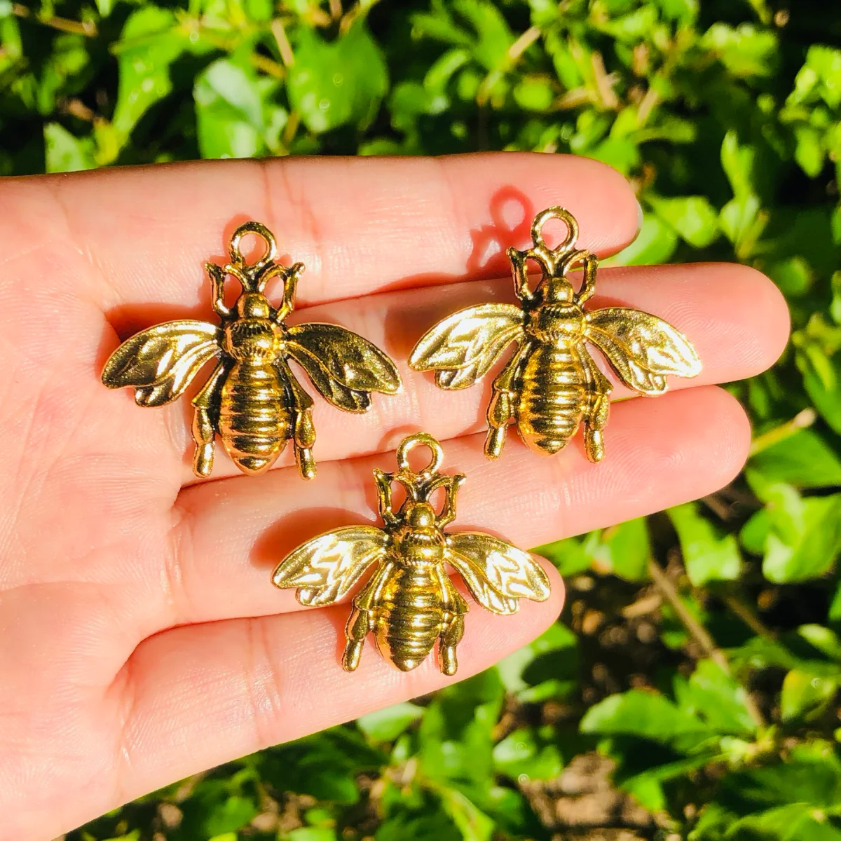 5pcs Vintage Gold Color Bee Charms for Women Jewelry Making Bling Paved Pendants Bracelet Necklace Girl Bangle Earring Accessory