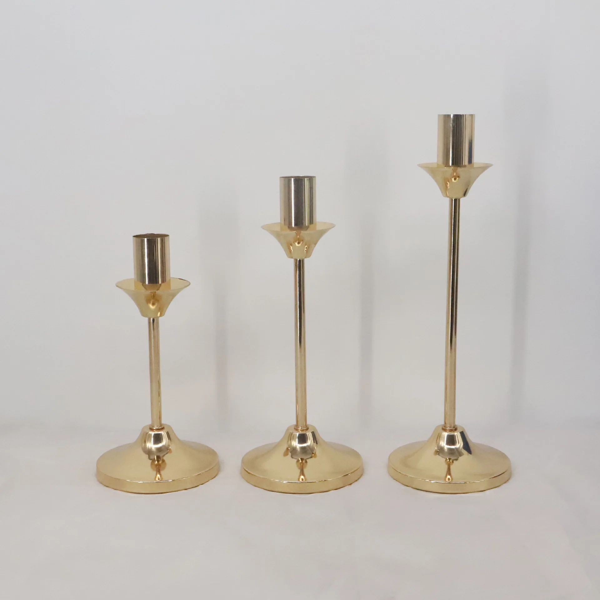 

1pcs Candle Holder Gold Votive Holder Wedding Table Centerpiece Candlesticks Party Home Decor Hogar Moderno