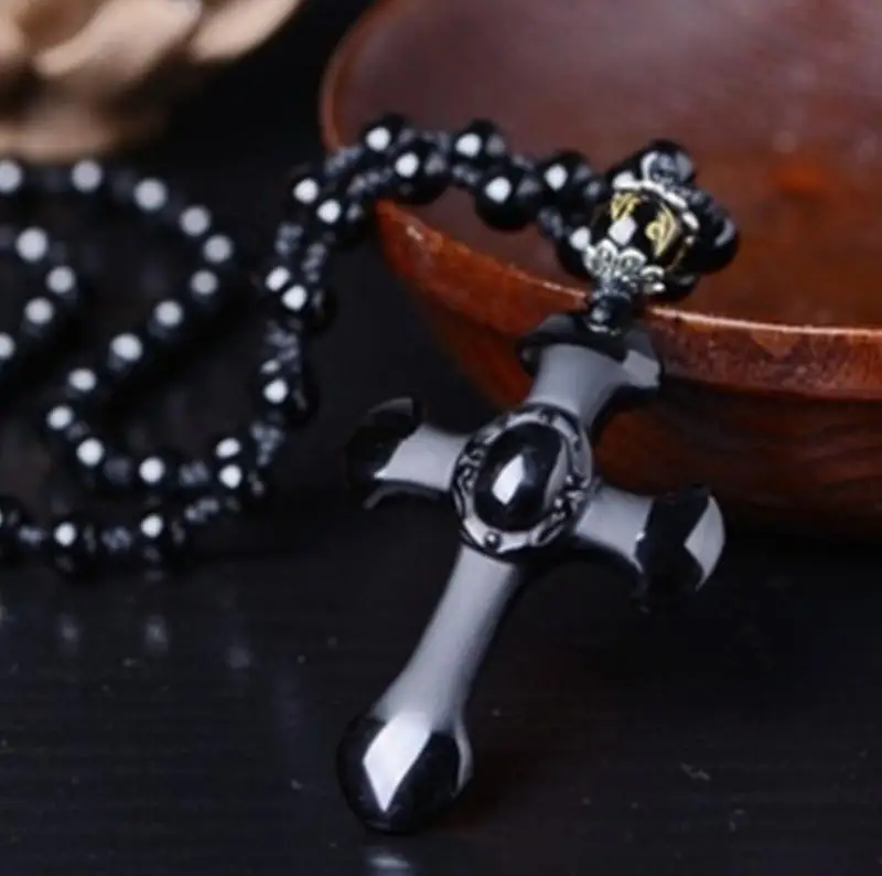 Colgante de obsidiana con cruz cristiana, amuleto de buena suerte, collar con cuentas para hombres y mujeres, regalo de joyería grabado a mano