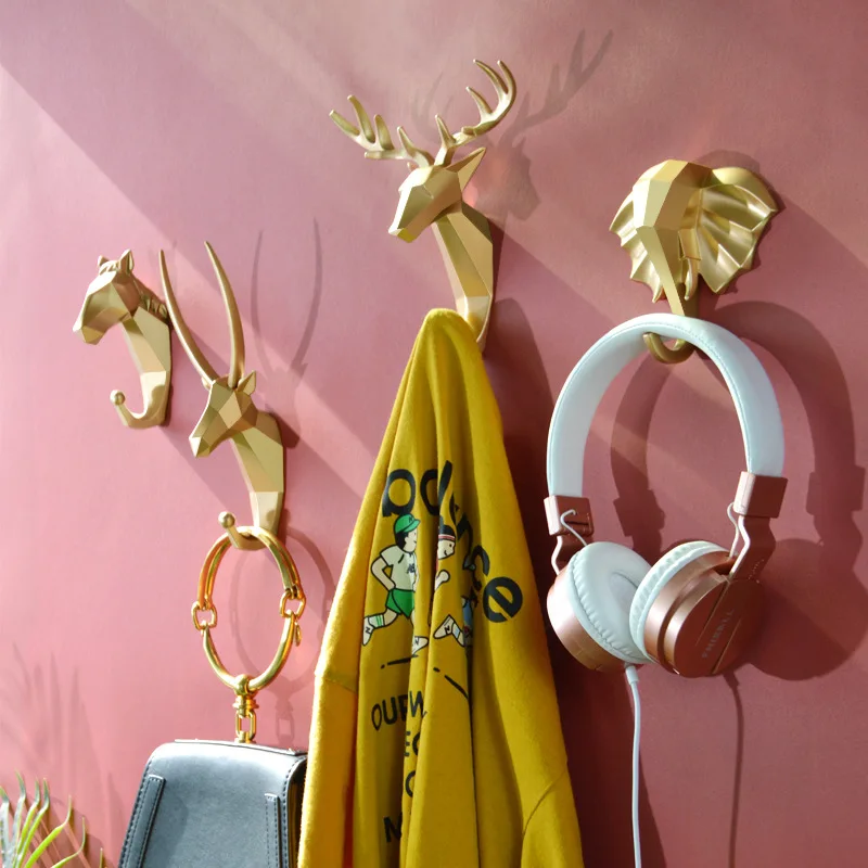 Creativity Wall Hanging Hook Vintage Deer Head Animal for Hanging Clothes Hat Scarf Key Deer Horns Hanger Rack Wall Decoration