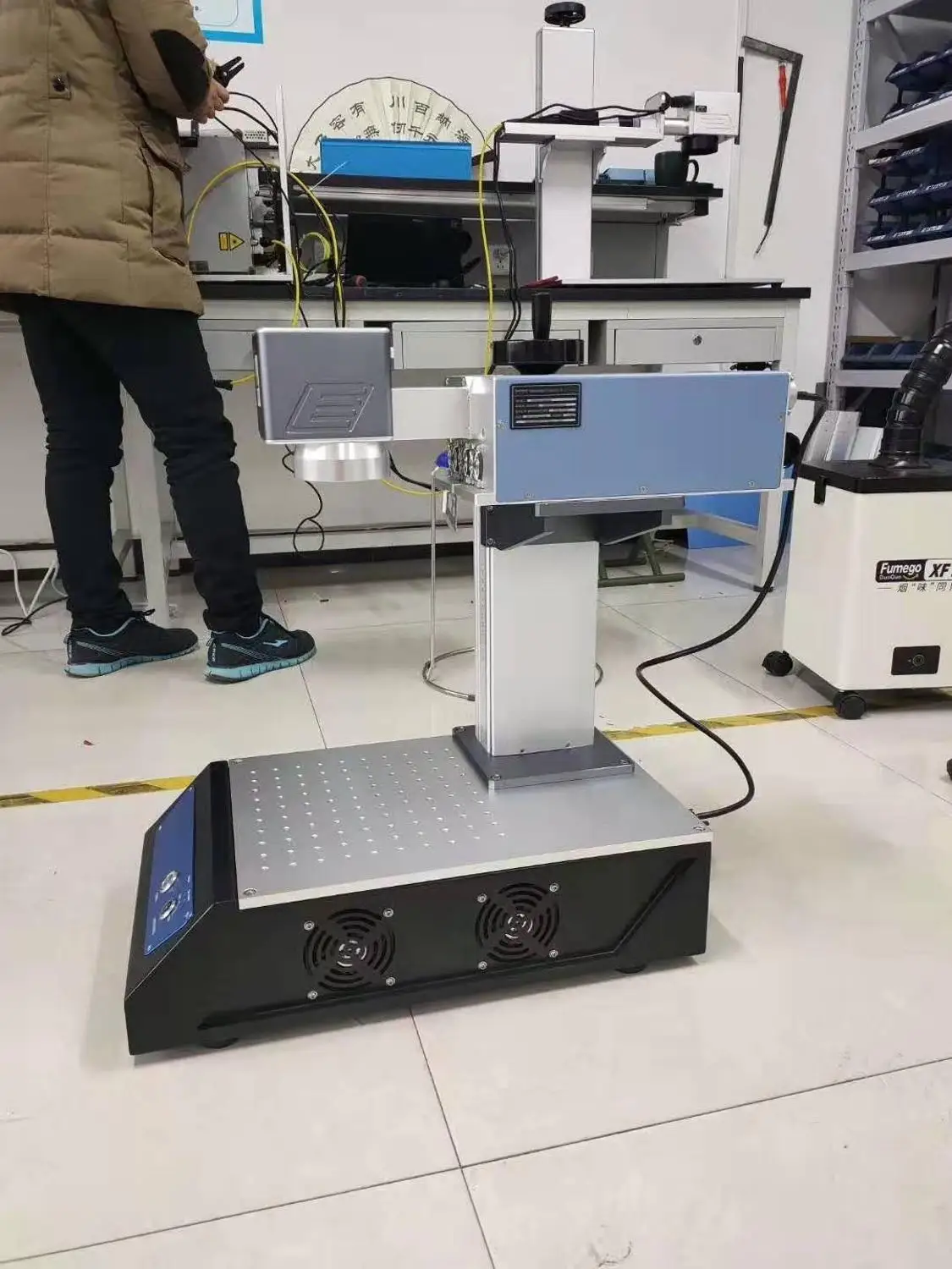 Made in China di Alta Qualità a Basso Prezzo 3W Uv Macchina per Marcatura Laser per La Marcatura Laser