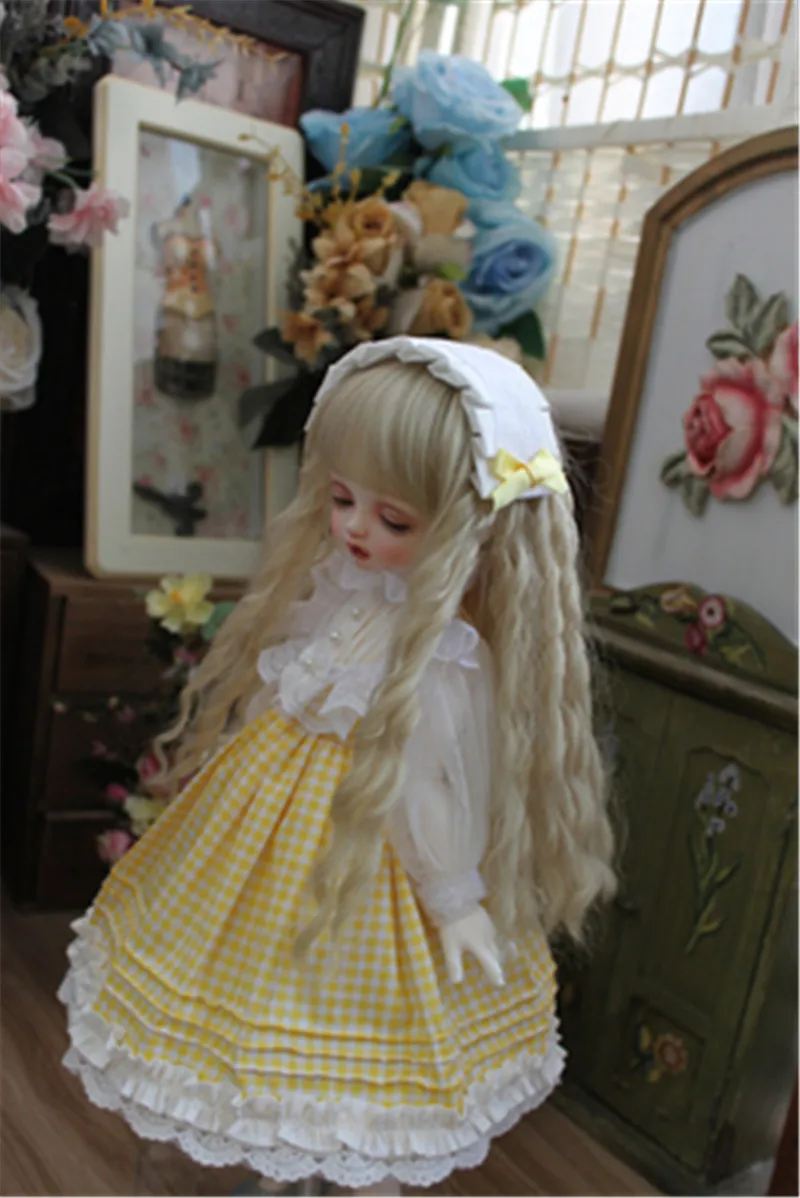 

BJD Doll Clothing fits in a 1/3 1/4 1/6 Blythes Size yellow serval outfit with idyllic style doll accessories (Skirt + Tiara)