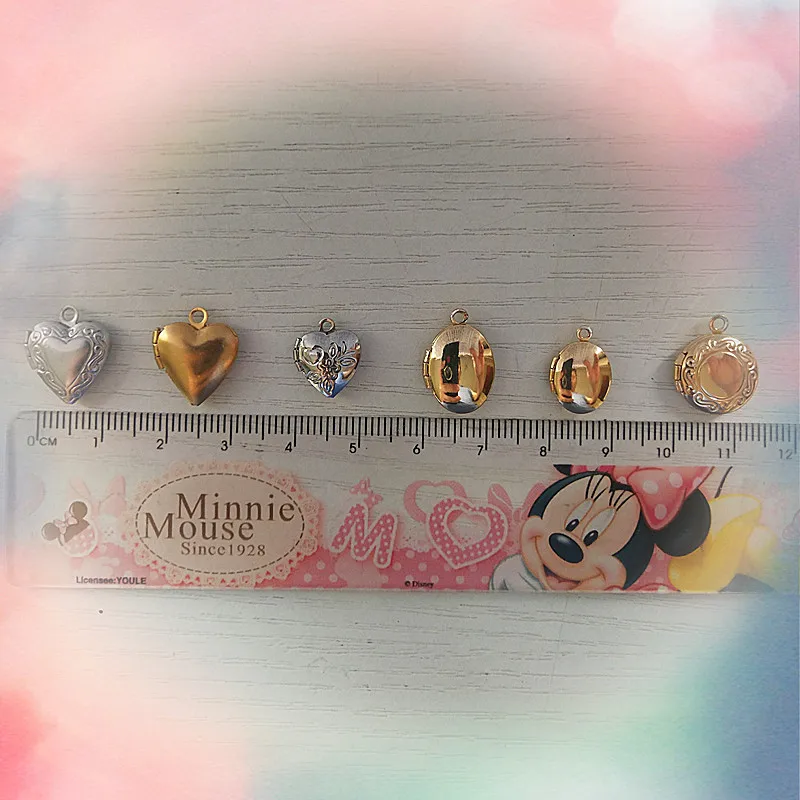 Mini Cute Heart Shape Box Pendants Necklace Round Lace Love Heart Stainless Steel Pendant souvenir