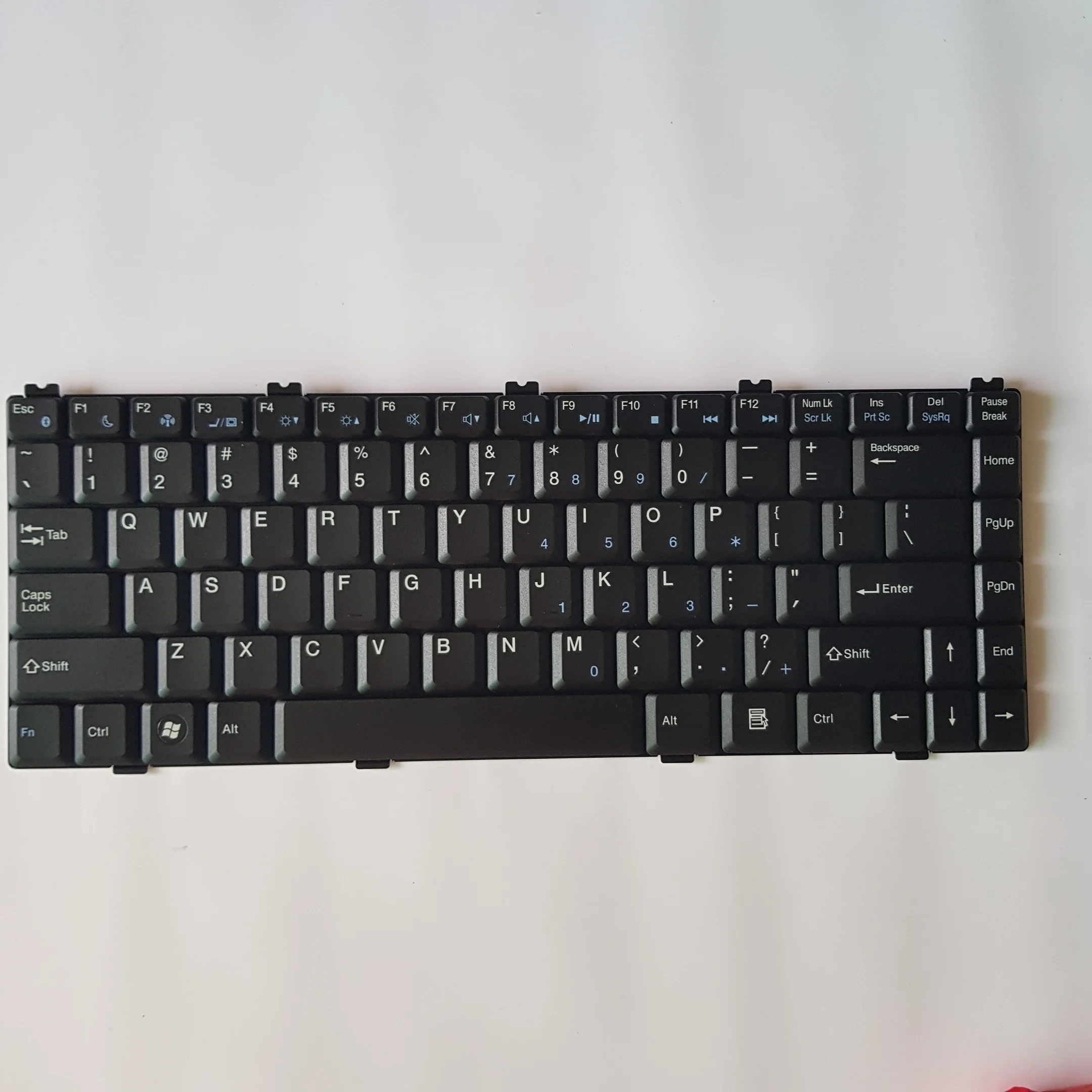 Stok Keyboard Laptop AS Inggris untuk Hasee L580T D1 E800 L840T F5800 D2 D3 HP840 D2