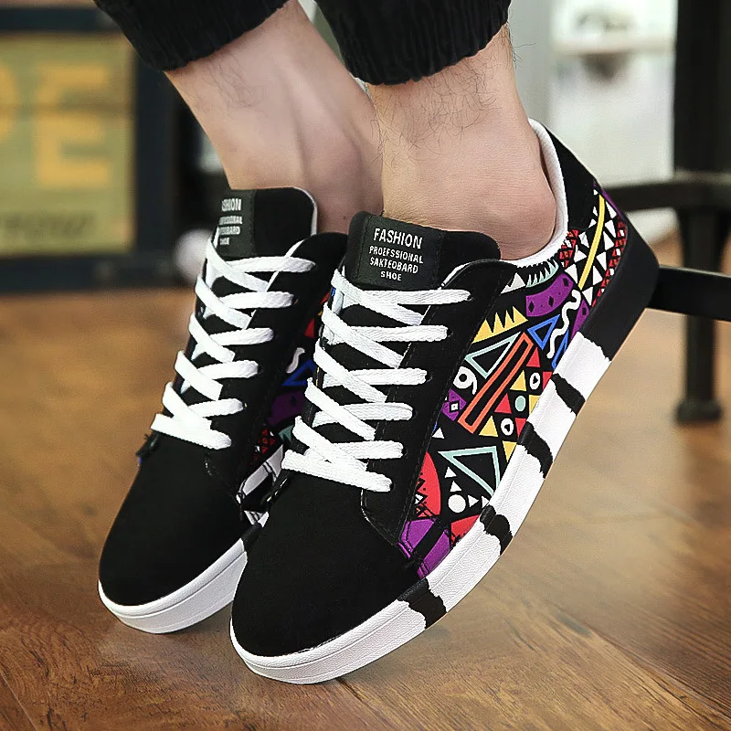 Summer Autumn Men Shoes Fashion Graffiti Men\'s Sneaker Lightweight Mens Casual Shoes Low Top Breathable Black Male Canvas Shoes