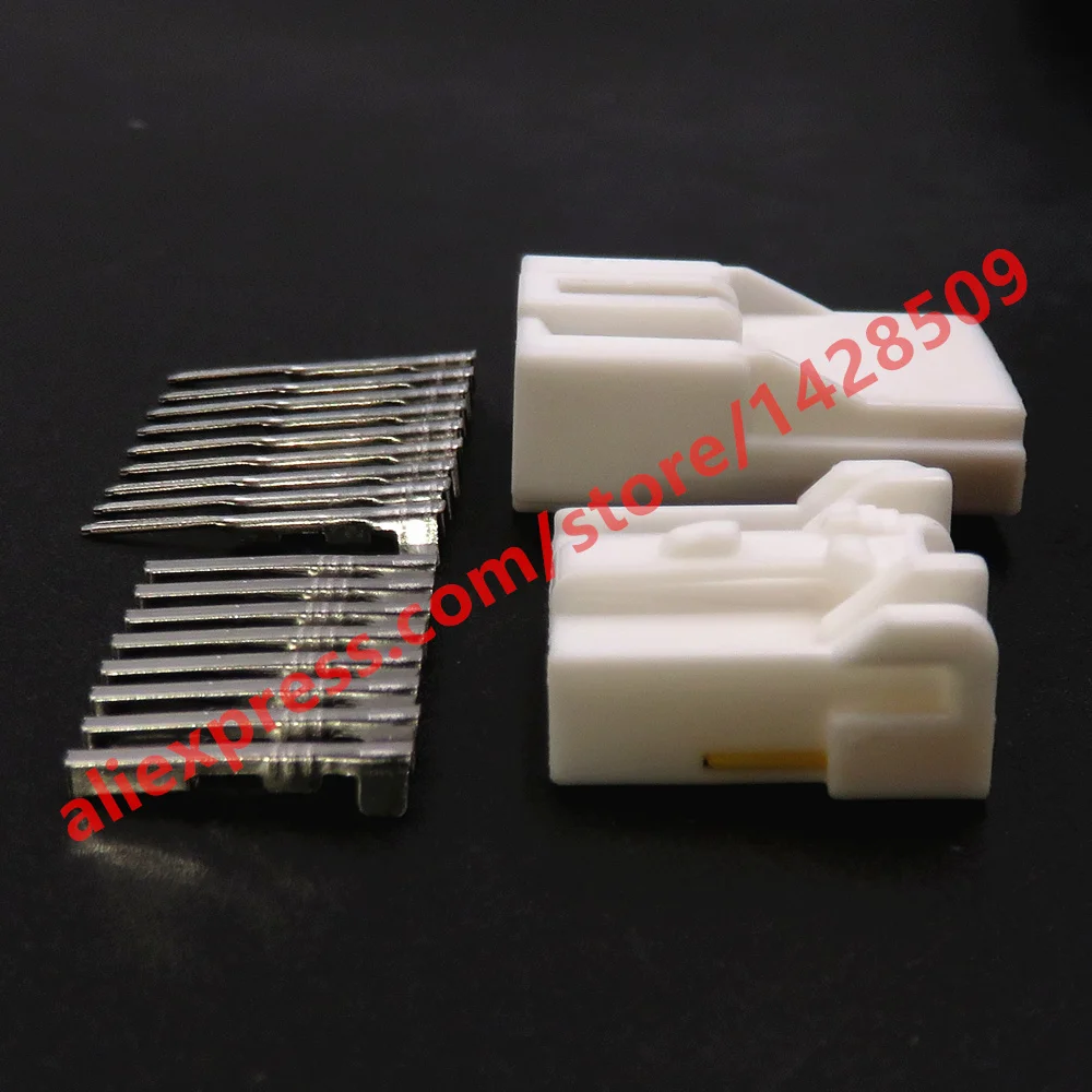 1 Set 8 Pin 0.7 Series Miniature Wiring Harness Plug 6098-1117 6098-1121 Automotive Sunroof Reading Lamp Connector For Nissan