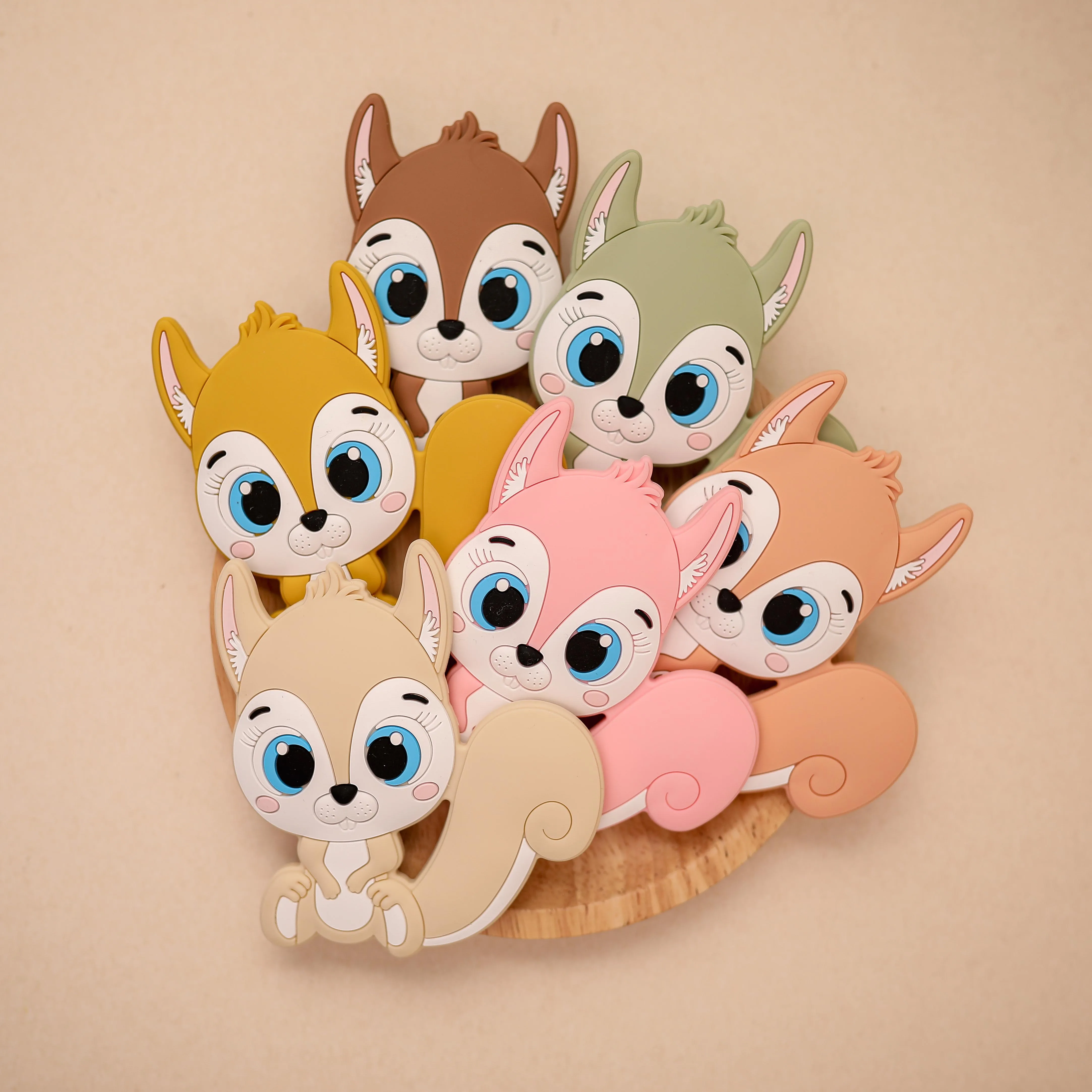 1Pc Food Grade Silicone Teethers Cartoon Squirrel Baby Teether BPA Free for DIY Baby Necklace Pendant Oral Care Product Gift