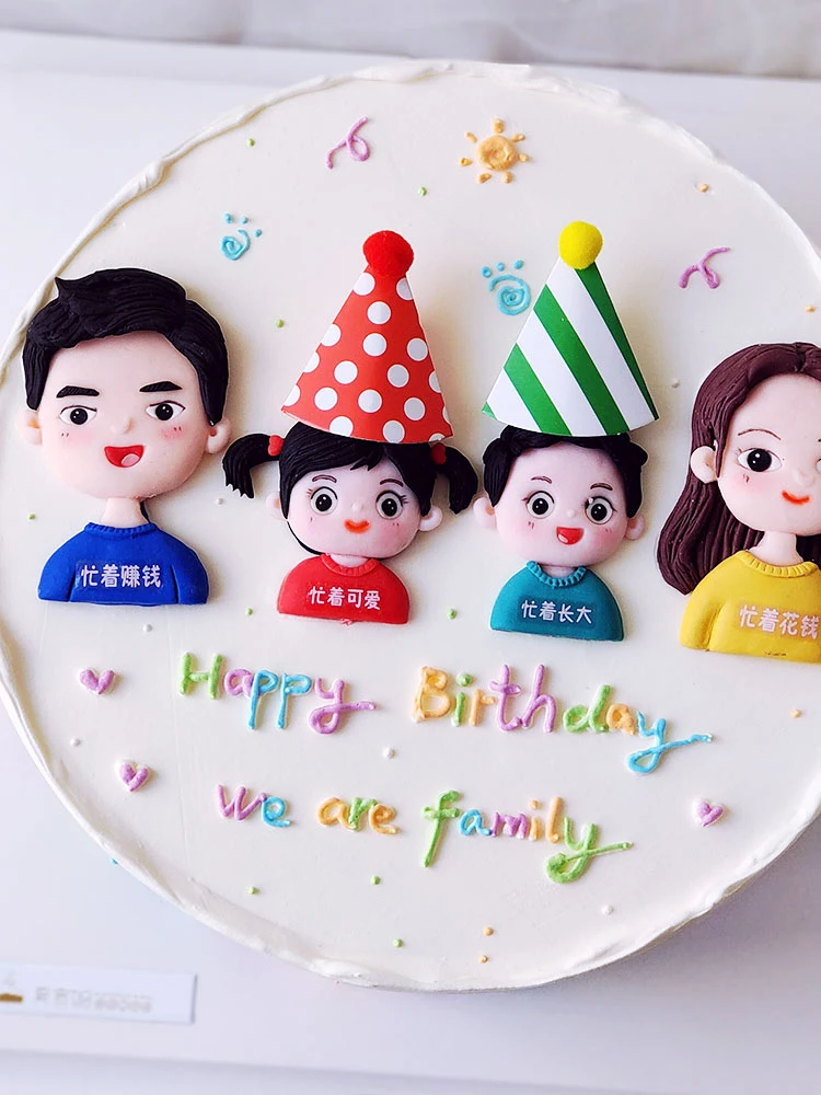 Wedding Cupcake Topper A family of four Cake Topper For Anniversary Valentine\'s Day Wedding Party Cake Decorations