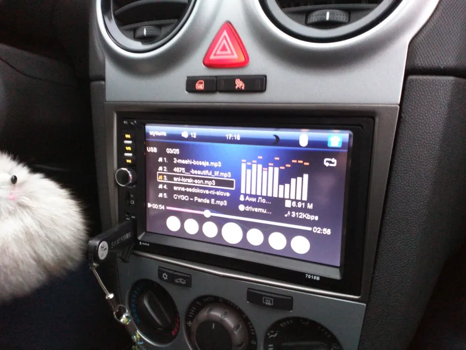 Marco 2-DIN Para Radio De Coche | Compatible Con Opel Astra H, Antara, Corsa D, Zafira B Y Daewoo Winstorm | Medidas 173x98mm / 178x102mm | Color Gris Plata
