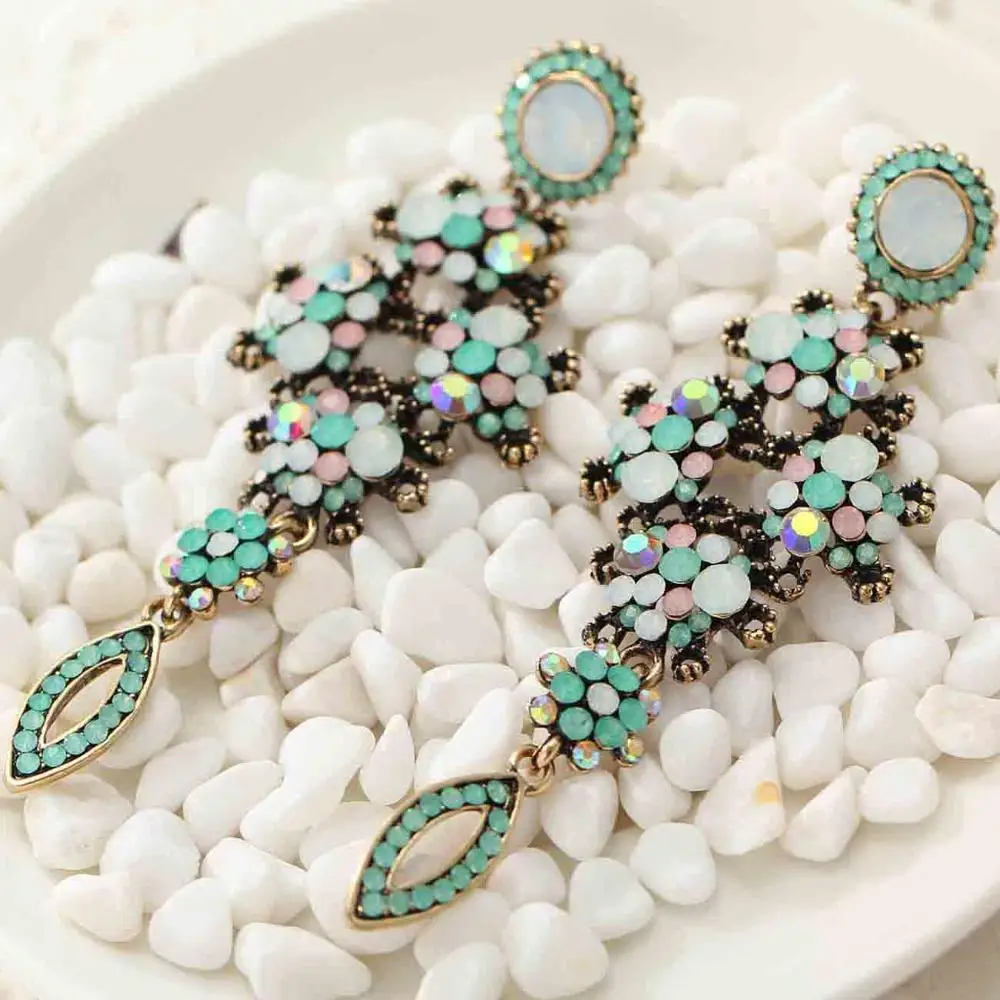 Fashion New  Multi-color Green Opalescence Glass Girl Women\'s New Arrival Brand Sweet Metal With Gems Hoop Stud Long Earrings