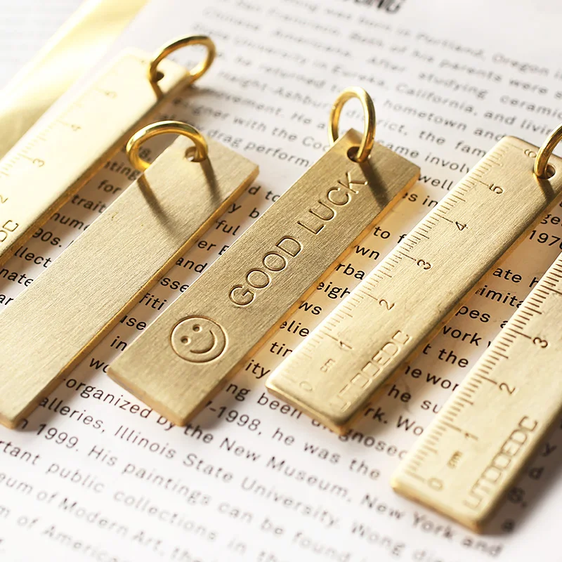 TUTU Multi-function key 6cm Brass Ruler Metal Copper Bookmark Straight Ruler For Leather Notebook School Office Tool H0433