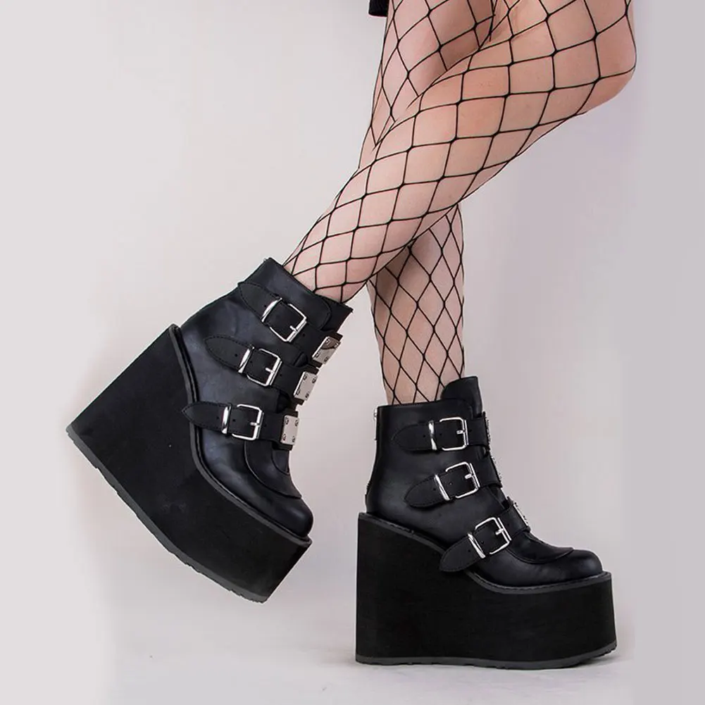 2021 Punk New Ins Hot Platform Tacchi alti Gotico Vampiro Scarpe con zeppa Grandi 35-43 Cosplay Moda Moto Stivaletti da donna