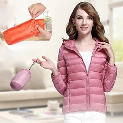 Chaqueta básica con capucha de plumón de pato blanco nuevo 90% para mujer, Parka cálida ligera a la moda para otoño e invierno, ropa de calle para mujer 2024