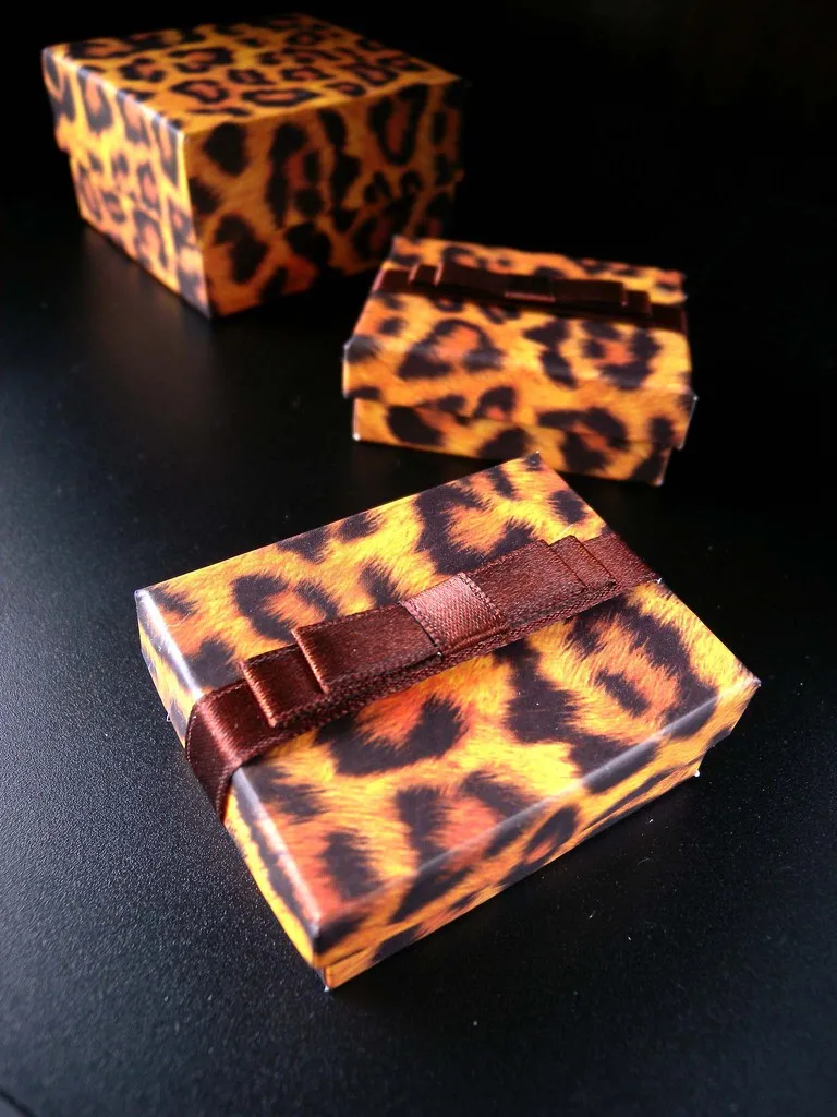 DoreenBeads Jewelry Box Wholesale Yellow Leopard Print Earrings Ring Box Paper Gift Box Display 6.5 * 5 * 2.5cm 1 Piece