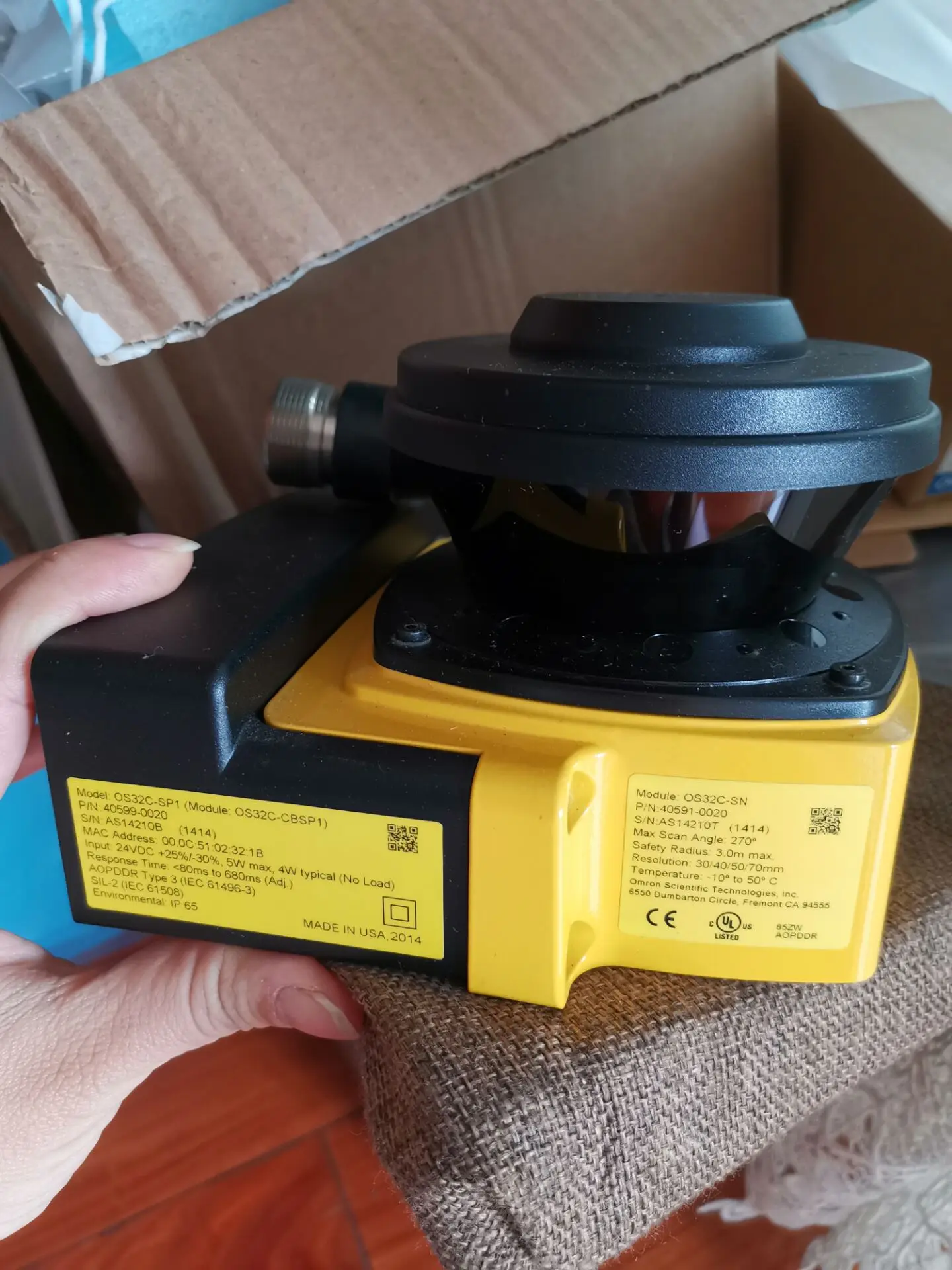 OS32C-SP1 OS32C-CBSP1 OS32C-SN Escáner de seguridad láser nuevo y original