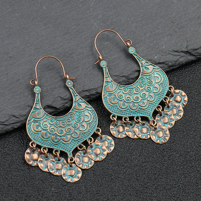 2022 Ethnic Boho Tassel Indian Earrings Women Gypsy Orecchini Jewelry Ladies Retro Alloy Carved Jhumka Earrings