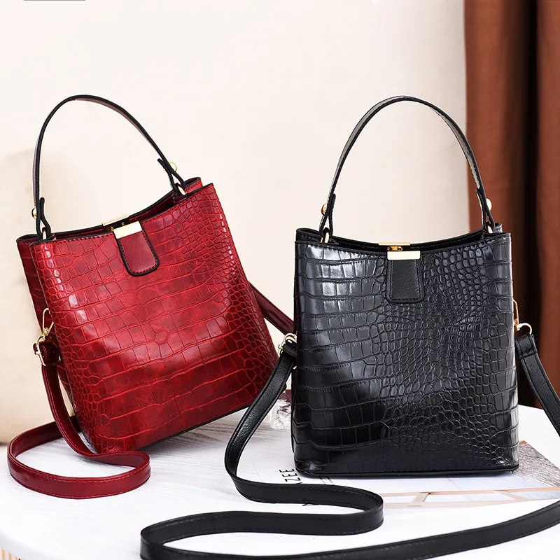 Vintage Crocodile Pattern Bucket Bag Women PU Leather Shoulder Bag Big Capacity Handbag Luxury Crossbody Bag Advanced Lady Purse