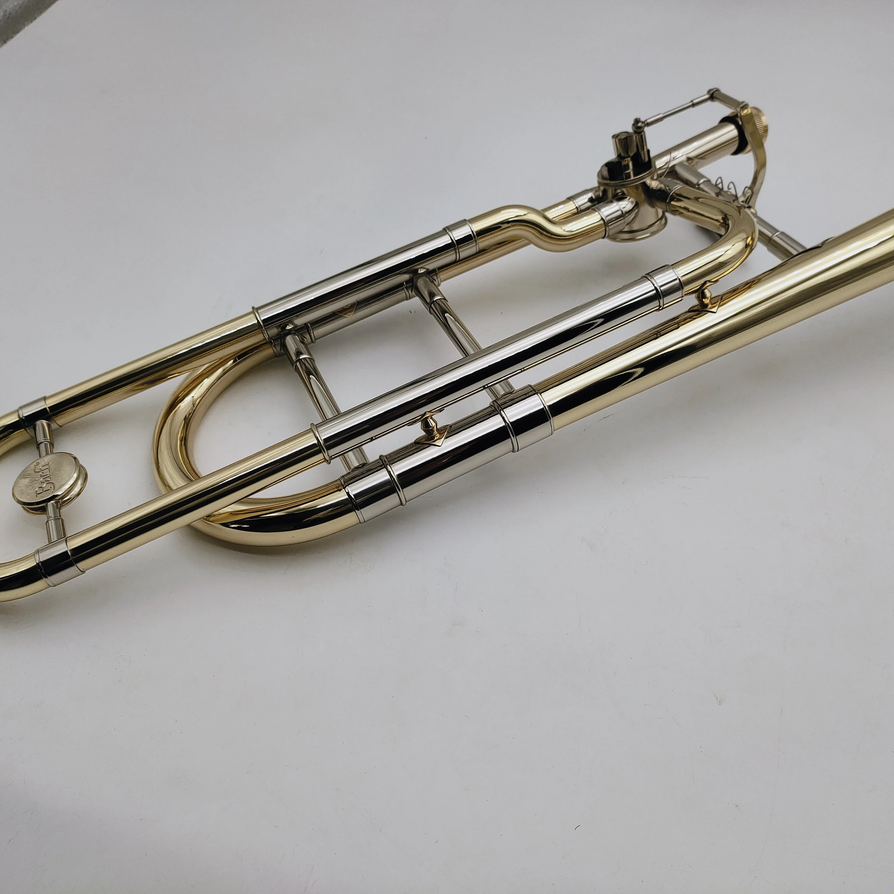 New Arrival Trombone Bach Tb 450 B Bb/F Tenor Trombone with Case Accessories Free Shipping