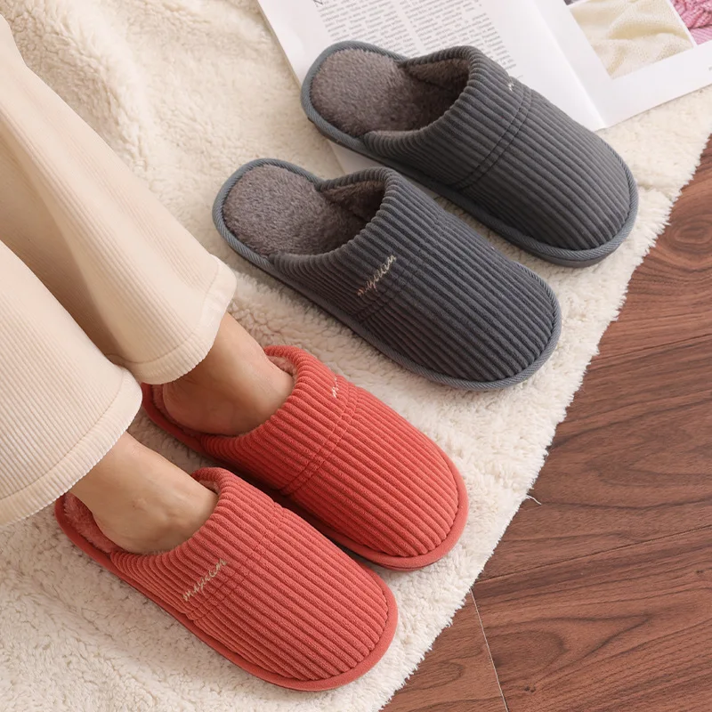 2021 new simple cotton slippers home woolen slippers women warm in winter indoor antiskid male couple