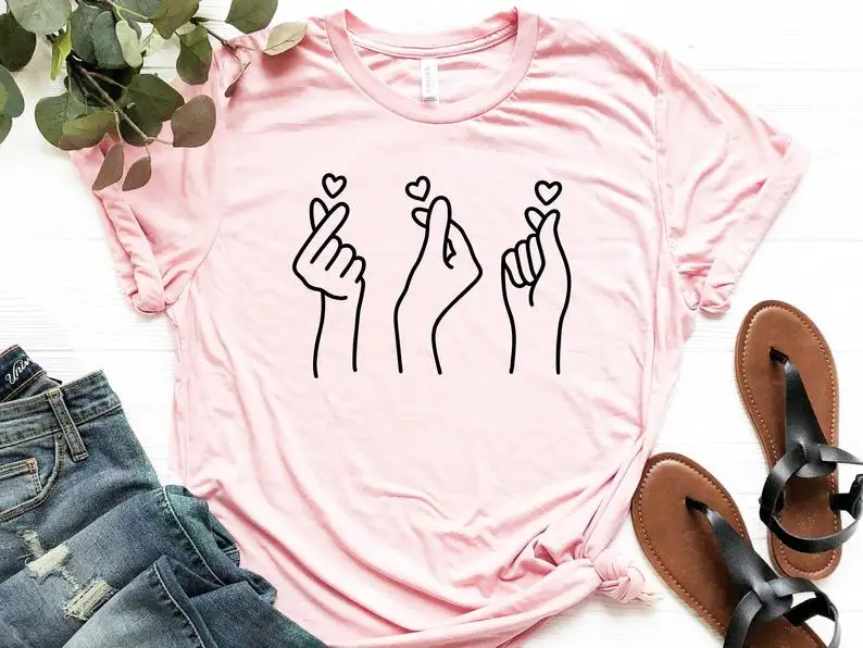 Sugarbaby Love is Money Cotton T-shirt Kpop Finger Heart Tee Short Sleeved Fashion Casual Tops Finger Hearts Shirt Drop Ship