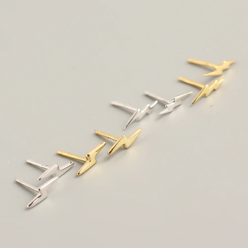 925 Sterling Silver Simple Mini Lightning Stud Earrings Women Fashion Trend Party Banquet Jewelry Accessories Friendship Gift