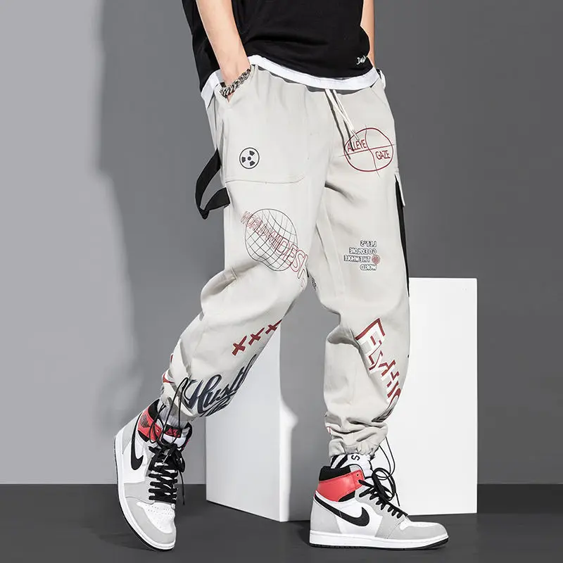 Streetwear Men Joggers Sweatpants Print Black White Cargo Pants Techwear Harem Pants Ankle length Trousers Sport Casual Running