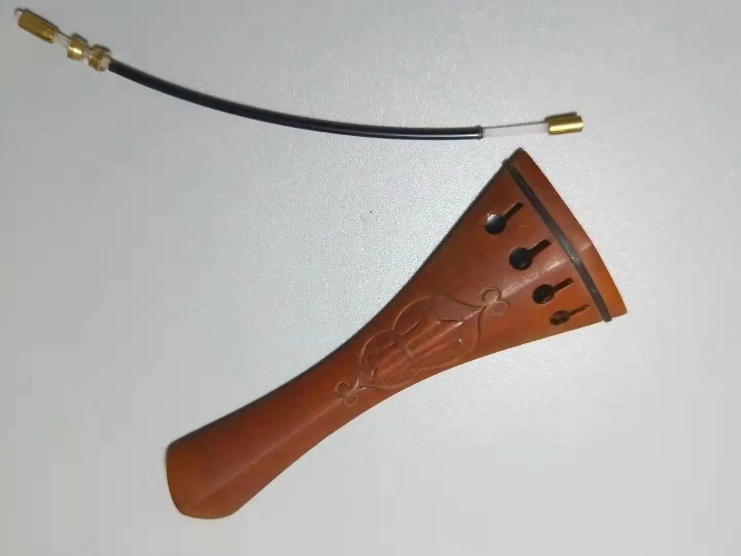 1PC Violin Tail Piece 4/4 With Nylon Tail Gut Carved Jujube Tailpiece