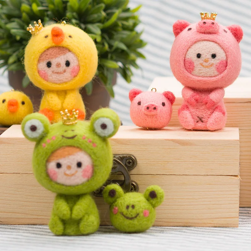 DIY felt poke cute crown doll handmade animal toy doll wool felt material package Non-Finished adult children gifts