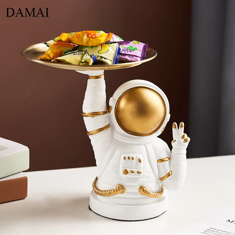 Astronaut Tray Decorative Coffee Table Golden Trays Living Room Decoration Ornaments Candy Snacks Organizer Home Decor Modern