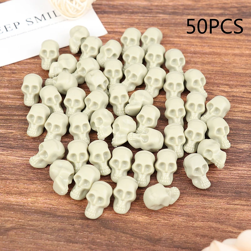 50Pcs การจำลอง Skull ของเล่นโมเดิร์น Mini Skull ตกแต่งบ้านตลกของเล่นคอลเลกชัน Miniatures ชุด2*1.5ซม.