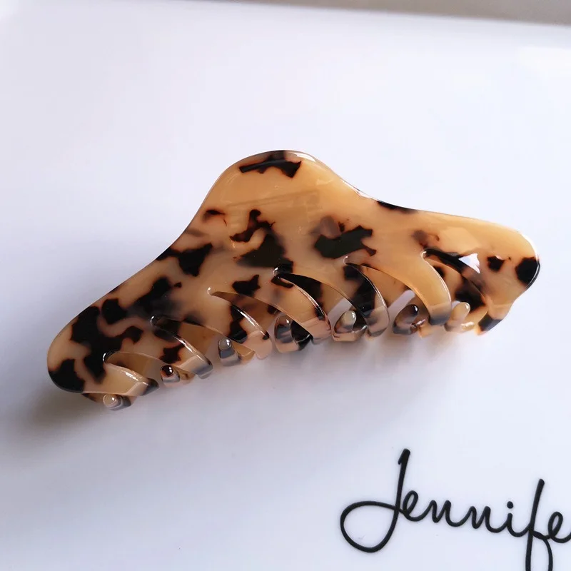 Fashion Crab Hair Clip Women Acetate Hair Clip Elegant Leopard Large Hair Claw Girls Hair Accessories Hair Barrettes Hair Clips