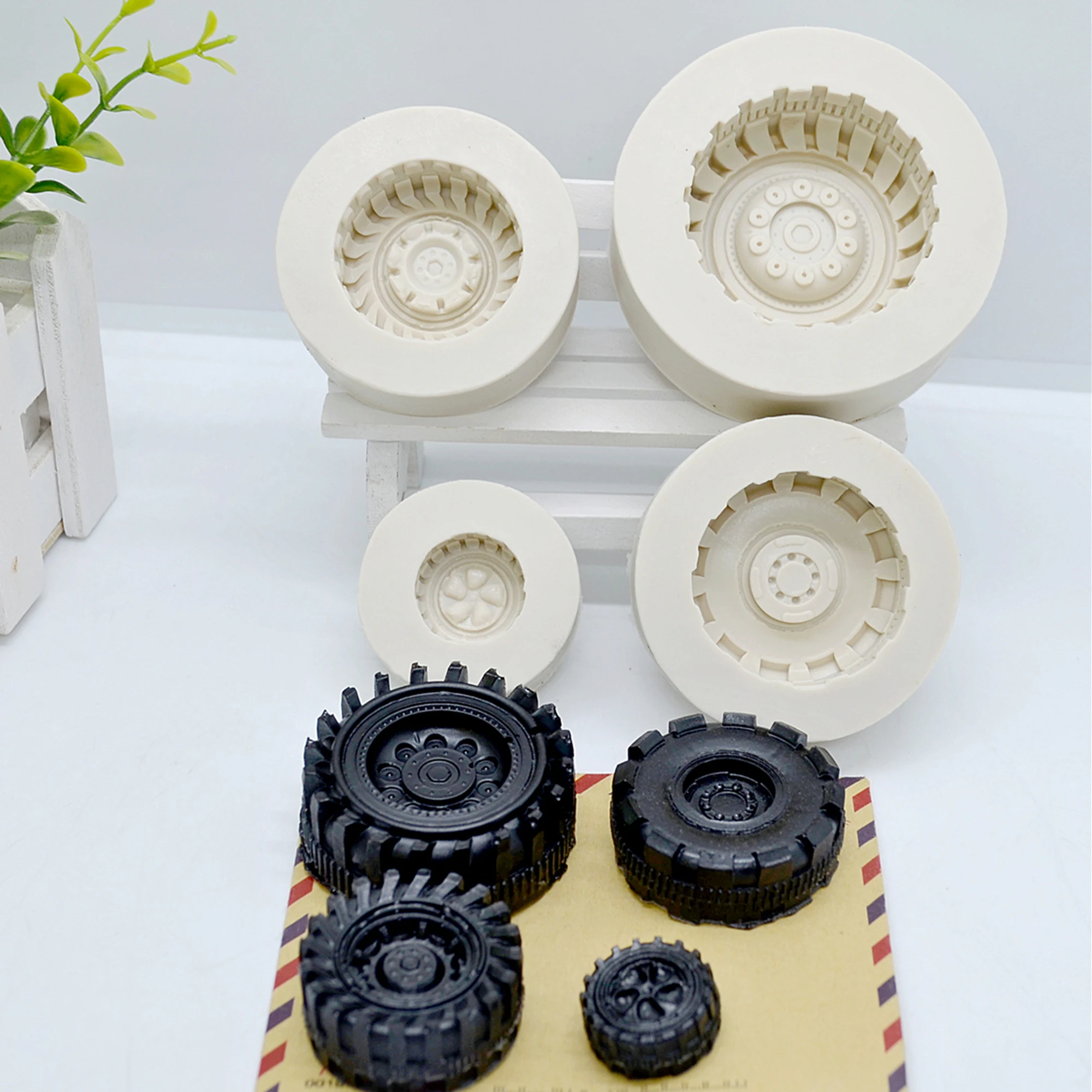 4pc/Set Tires Wheel Silicone Fondant Cake Molds Chocolate Cookies Mould Bakeware Kitchen Baking Decorating Tools Accessories