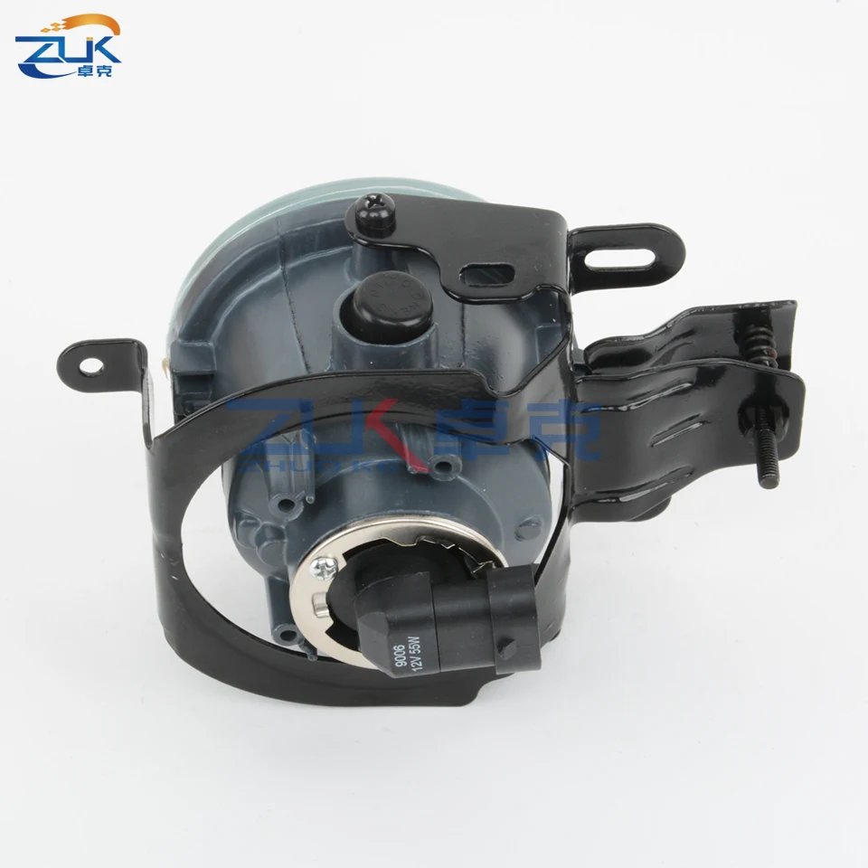 ZUK Car Front Bumper Fog Light Fog Lamp For Mitsubishi Pajero V73 Montero 2004 2005 2006 Foglight Foglamp Reflector