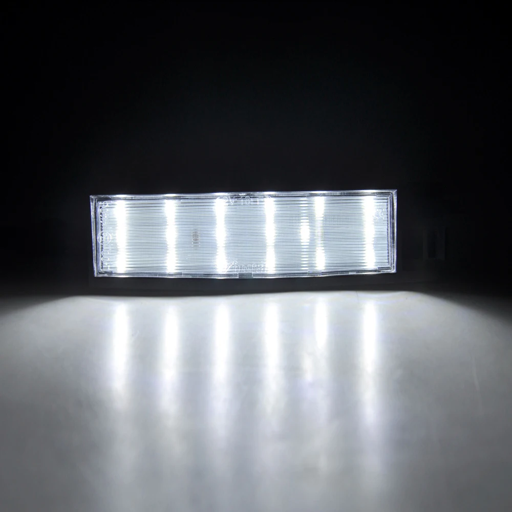 2Pcs White LED License Plate Light Number Plate Lamp For Toyota Auris Aygo Avalon Corolla Yaris Solara Camry Rav4 Vanguard Scion