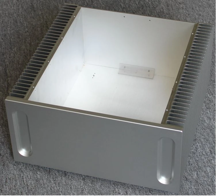WA131 Alloggiamento dell'amplificatore di potenza interamente in alluminio Telaio posteriore 410X200X400MM Custodia scatola fai da te