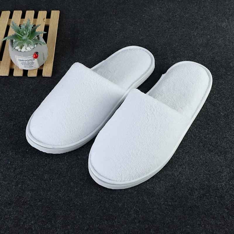 2022 Effen Kleur Thuis Slippers Pluizige Vrouwen Slides Comfort Harige Platte Sandalen Vrouwen Slippers Schoenen Voor Vrouw Indoor Slippers