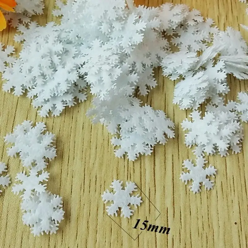 200 pz 15mm feltro fiocco di neve Applique come decorazione natalizia per interni ornamento toppe non tessute per la festa di nozze lavoro manuale