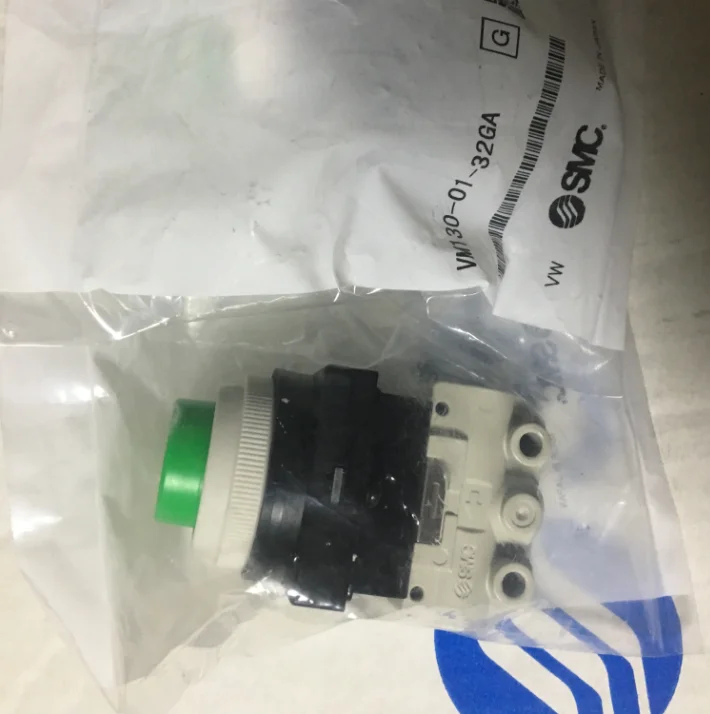 

1PC New SMC VM130-01-32GA VM1300132GA Valve